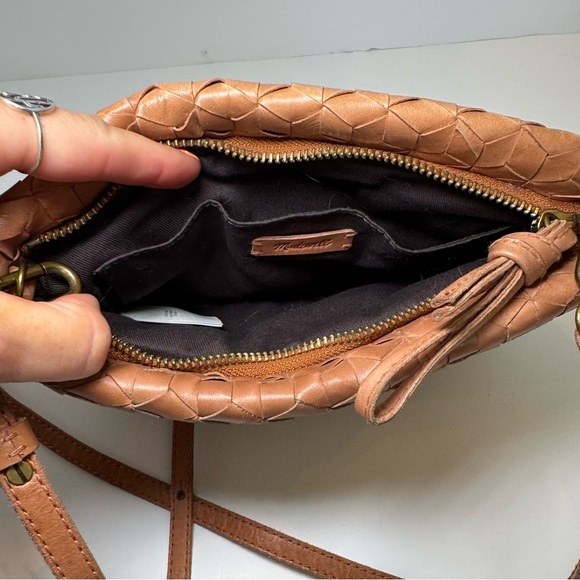 MADEWELL The Puff Crossbody Bag brown leather - Picture 8 of 9